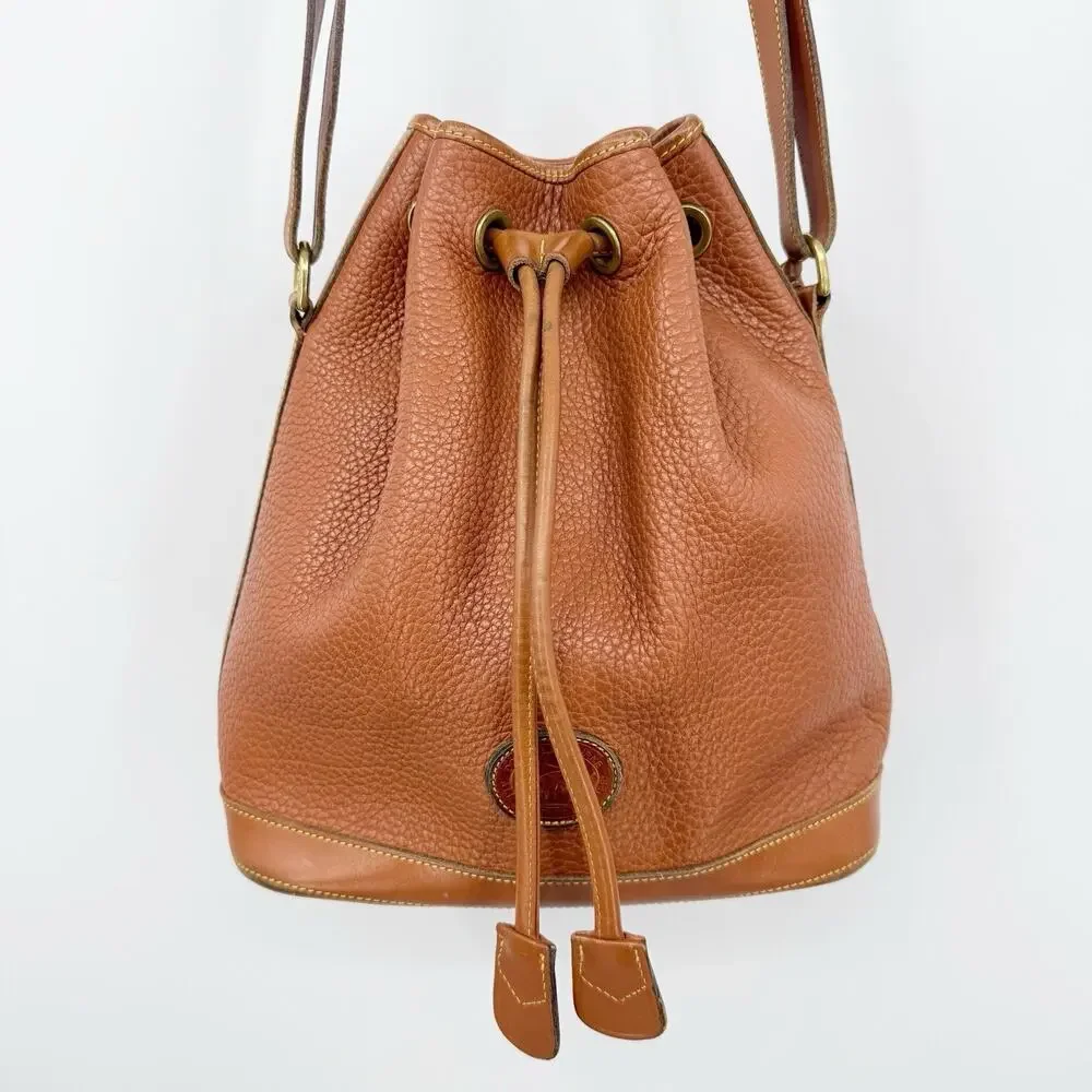 Dooney & Bourke Brown Leather Drawstring Bucket Bag Shoulder Vintage USA Classic